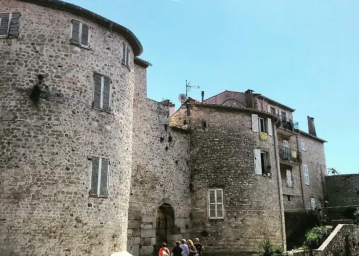 Apartment Market Antibes