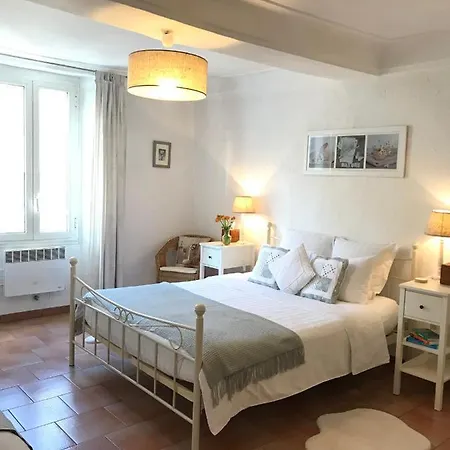 Market Apartment Antibes