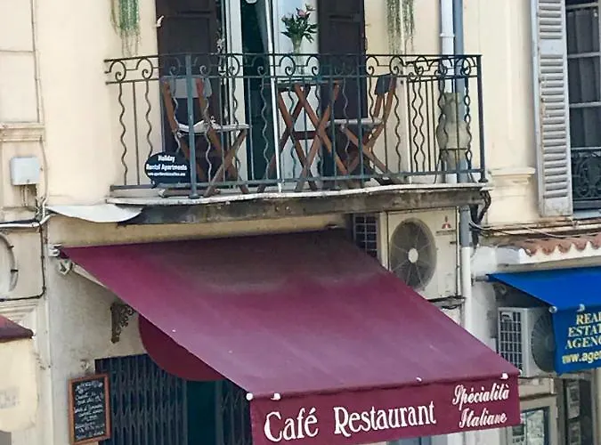 Διαμέρισμα Balcony Over Provencal Market, Old Antibes